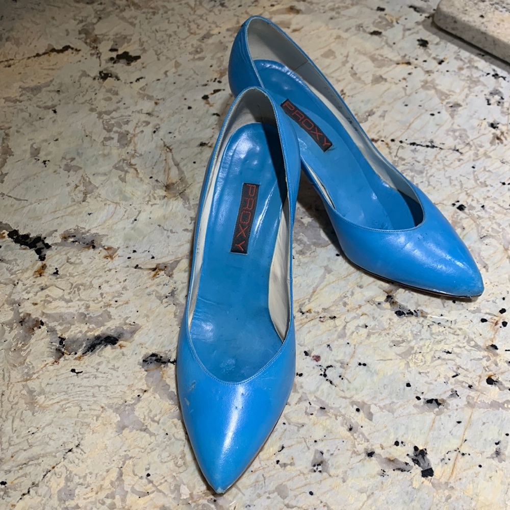 Electric Blue Vintage Pumps